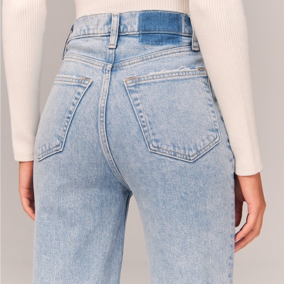 Abercrombie Criss Cross Jeans - Picture 5 of 9